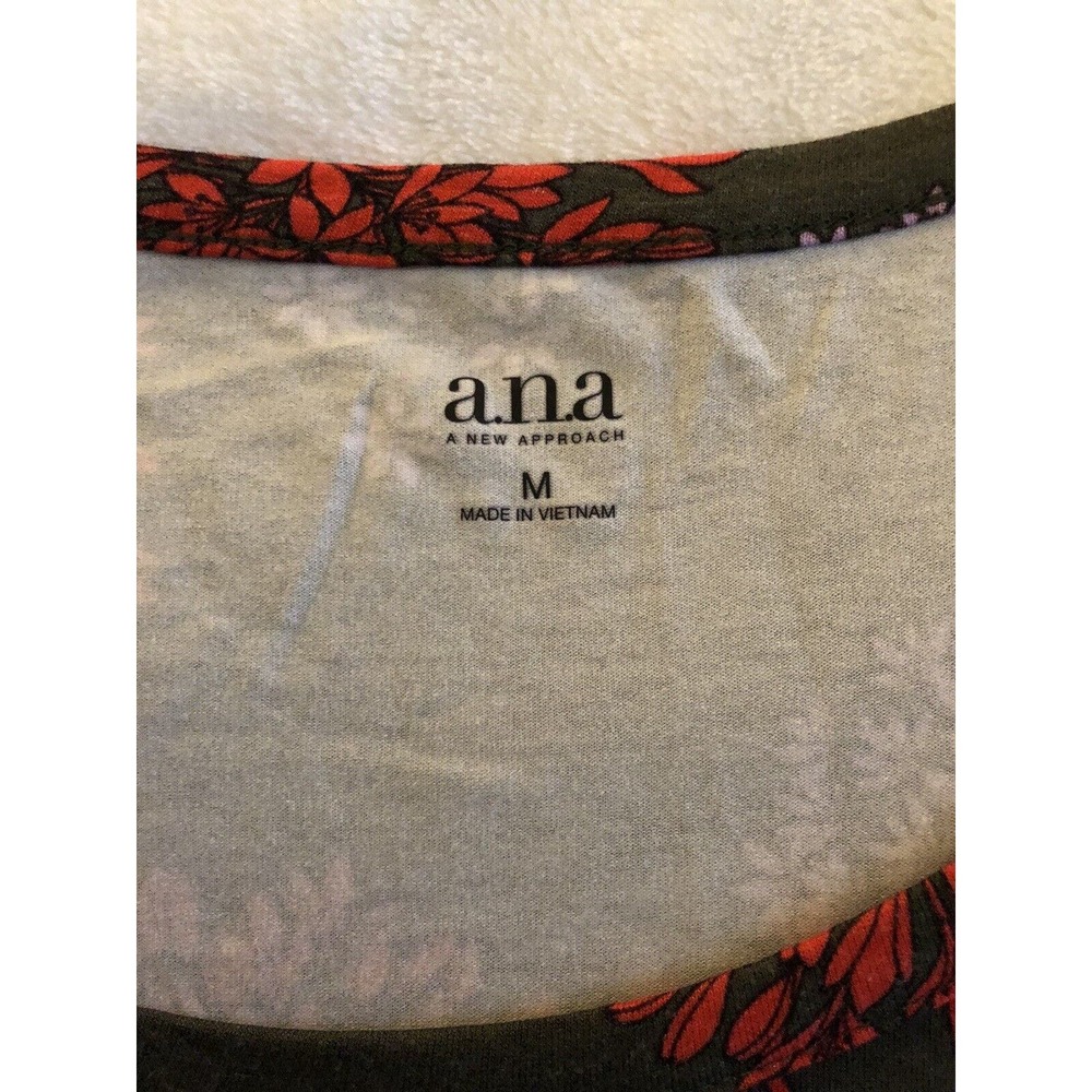 NWT ANA Womens Medium Short Sleeve Shirt Top Scoop Neck Floral Off Shoulder - Picture 8 of 12